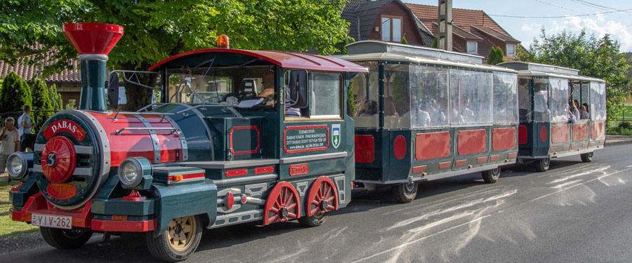 Bérelhető a városnéző kisvonat